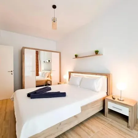 아파트 Sunshine By The Sea Năvodari