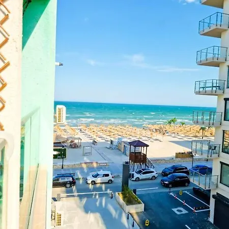 Sunshine By The Sea Apartament